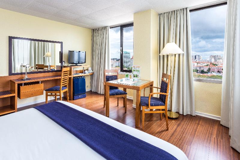 Holiday Inn Lisboa - Oda
