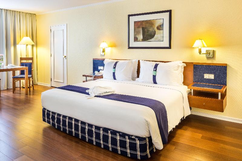 Holiday Inn Lisboa - Oda