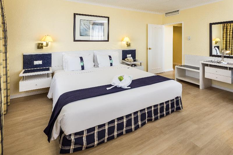 Holiday Inn Lisboa - Oda