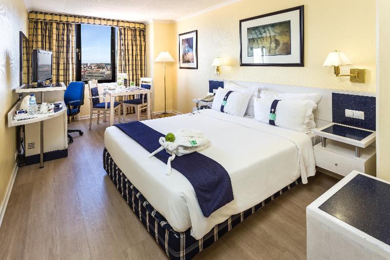 Holiday Inn Lisboa - Oda