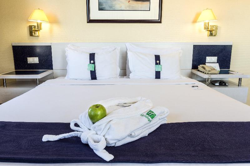 Holiday Inn Lisboa - Oda