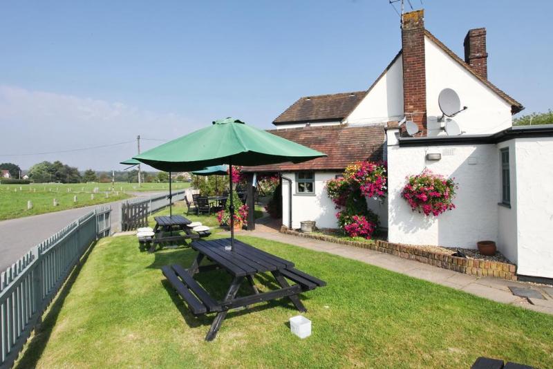 The Potters Arms - Genel