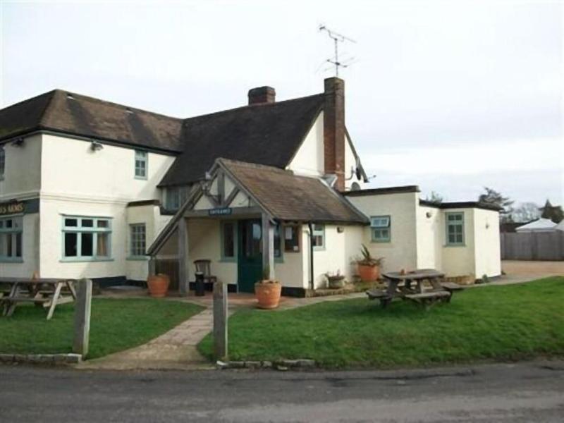 The Potters Arms - Genel