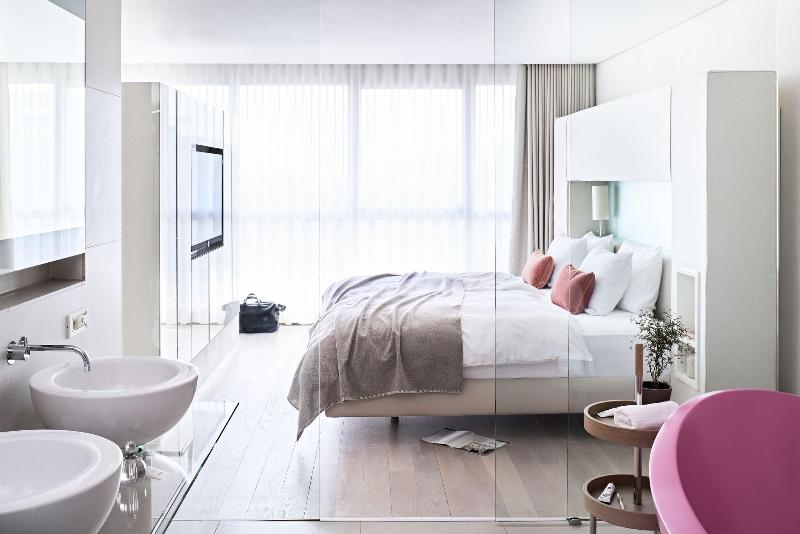 SIDE, a Member of Design Hotels - Oda