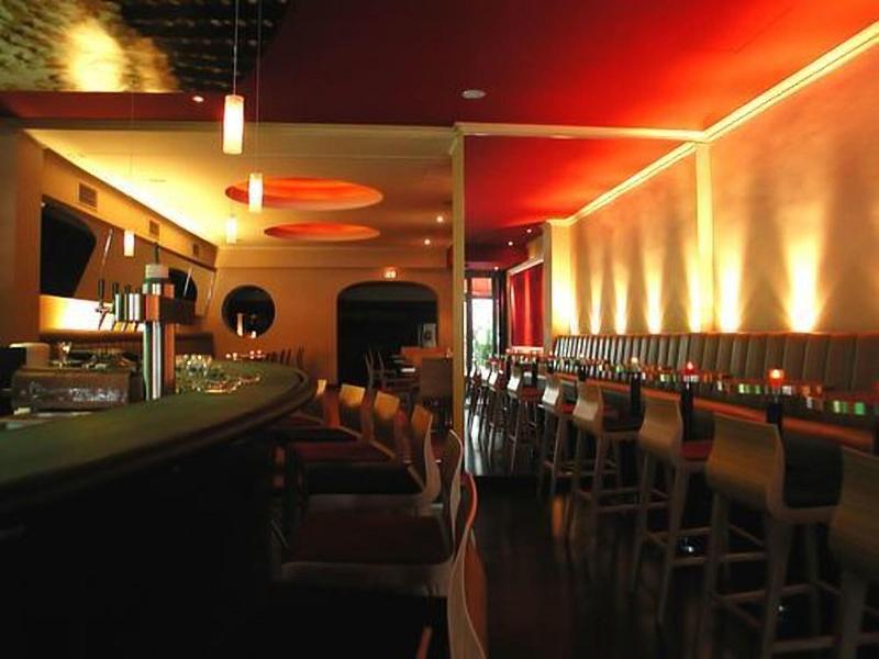 Monopol - Bar