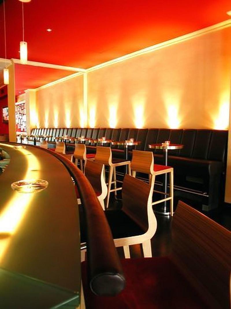 Monopol - Bar