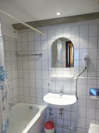 Zur Krone fotoÄŸrafÄ±