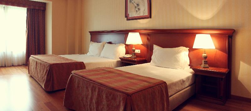 Turim Lisboa Hotel - Oda