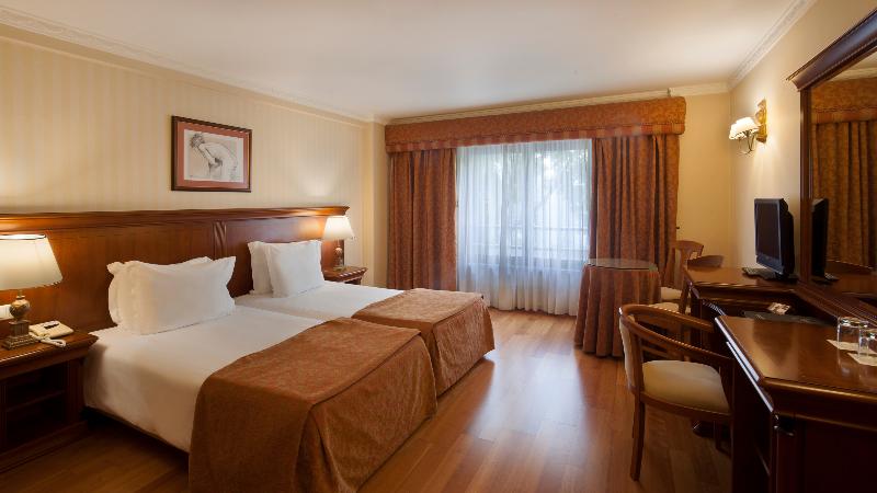 Turim Lisboa Hotel - Oda