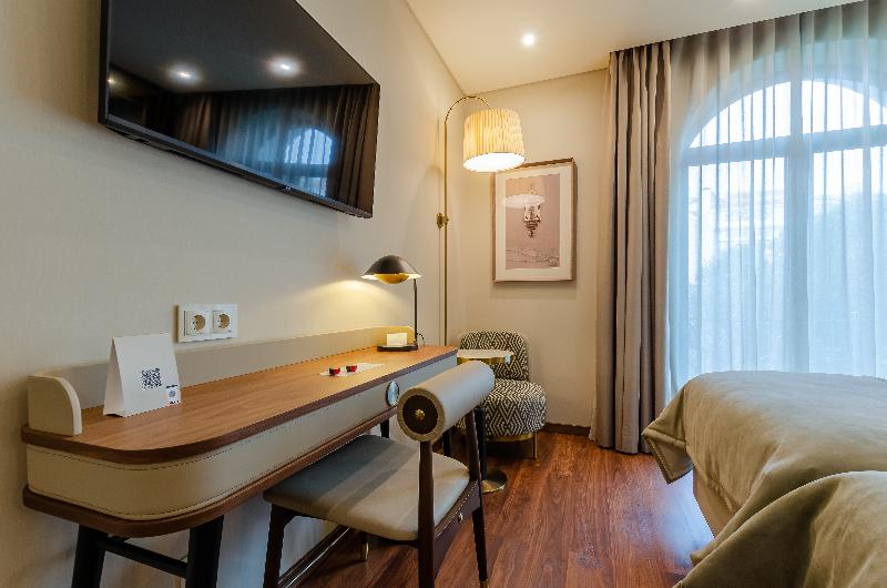 Turim Lisboa Hotel - Oda