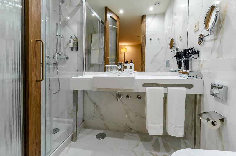 Turim Lisboa Hotel - Oda