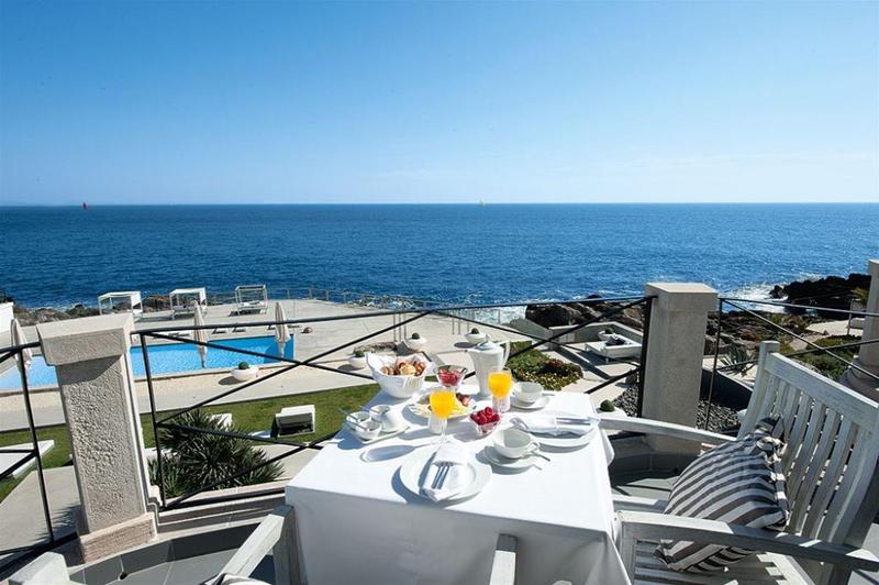Hotel Farol - Genel