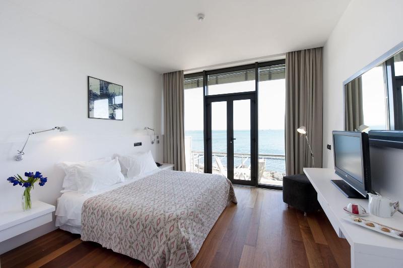 Hotel Farol - Oda