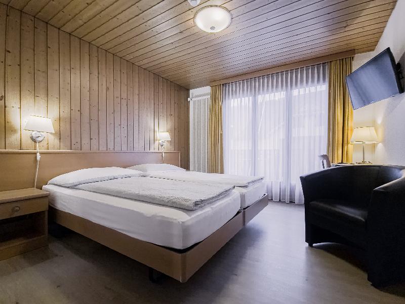 Hotel Roessli - Oda