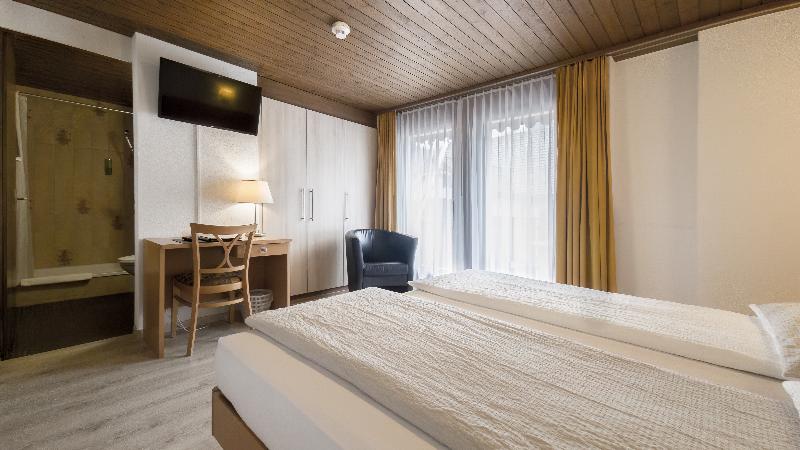 Hotel Roessli - Oda