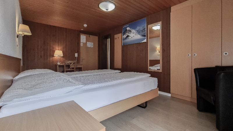 Hotel Roessli - Oda