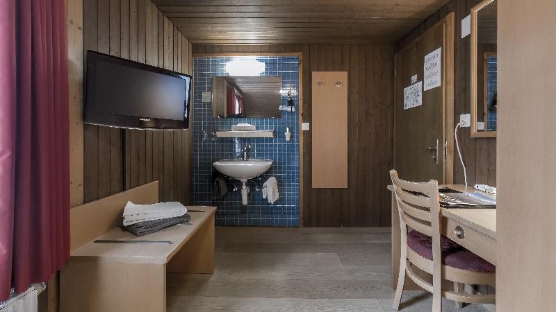 Hotel Roessli - Oda