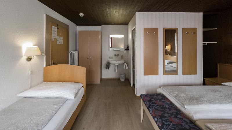 Hotel Roessli - Oda