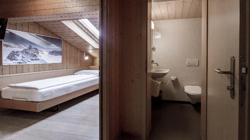 Hotel Roessli - Oda