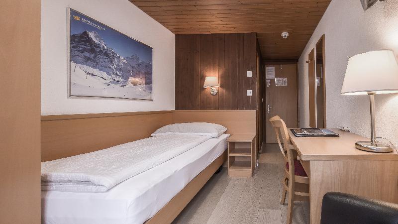 Hotel Roessli - Oda