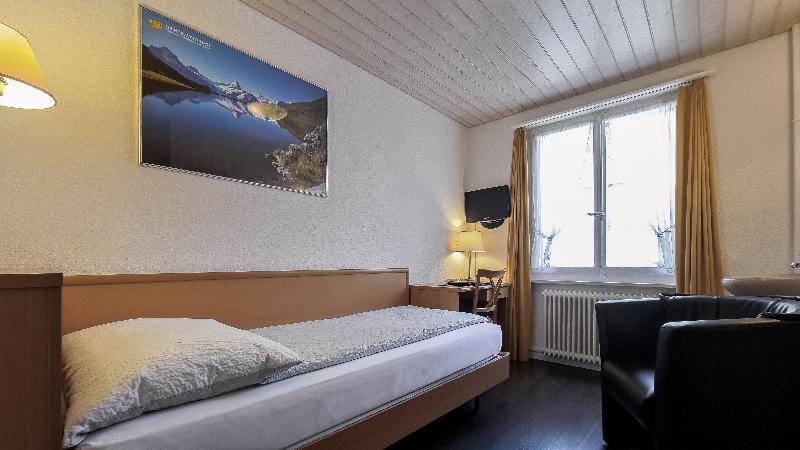 Hotel Roessli - Oda