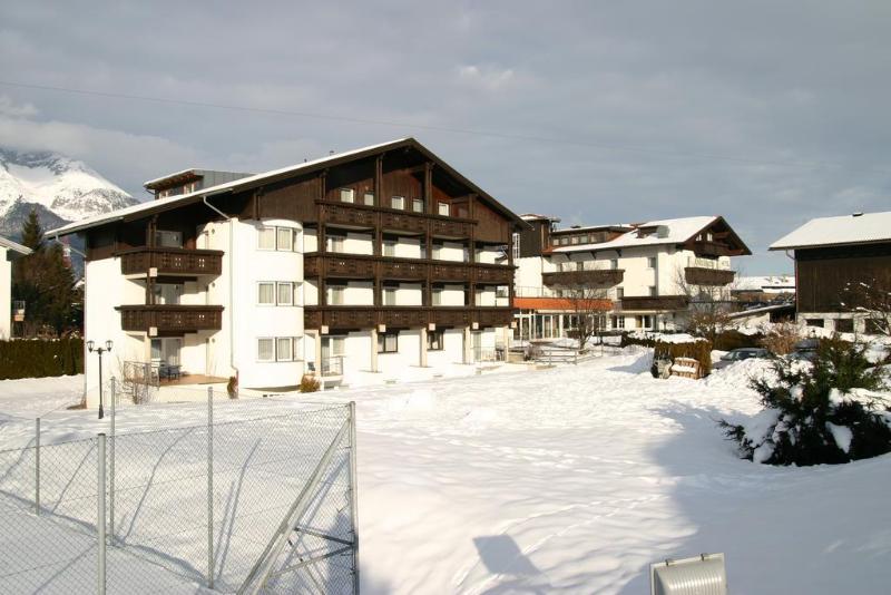 Edelweiß - Genel