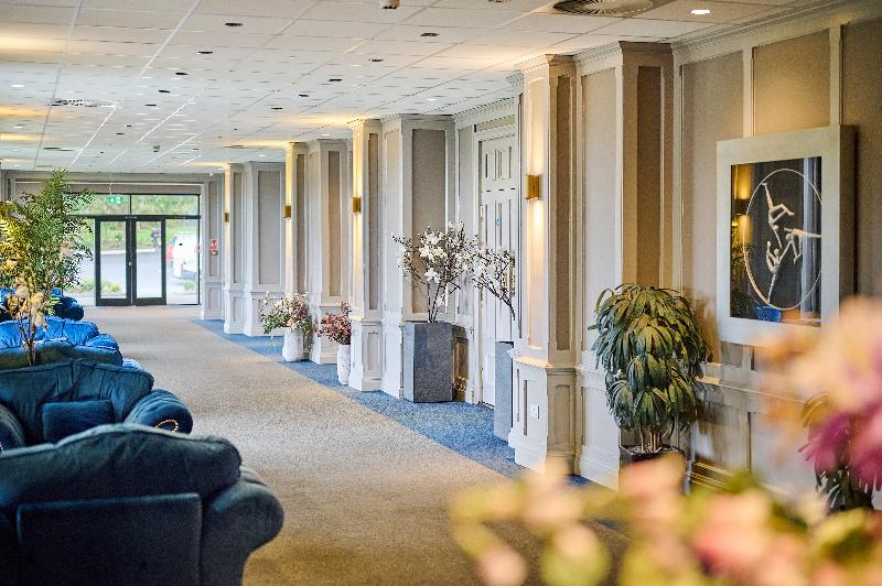 Comis Hotel and Golf Resort - Lobi