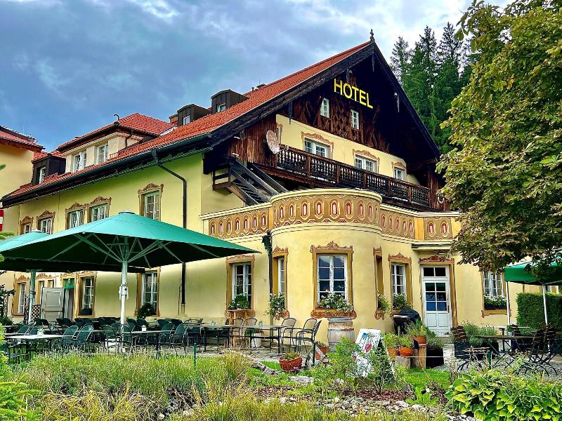 Grünwalderhof - Genel