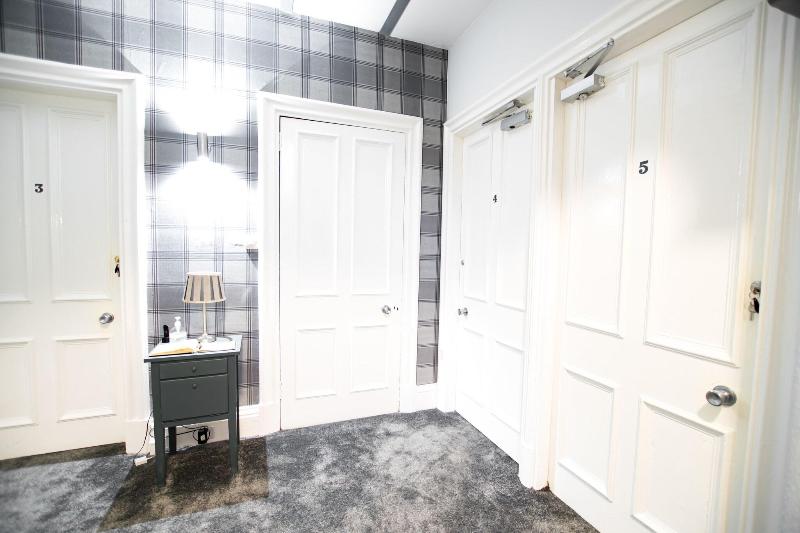 McInnes House Hotel - Lobi
