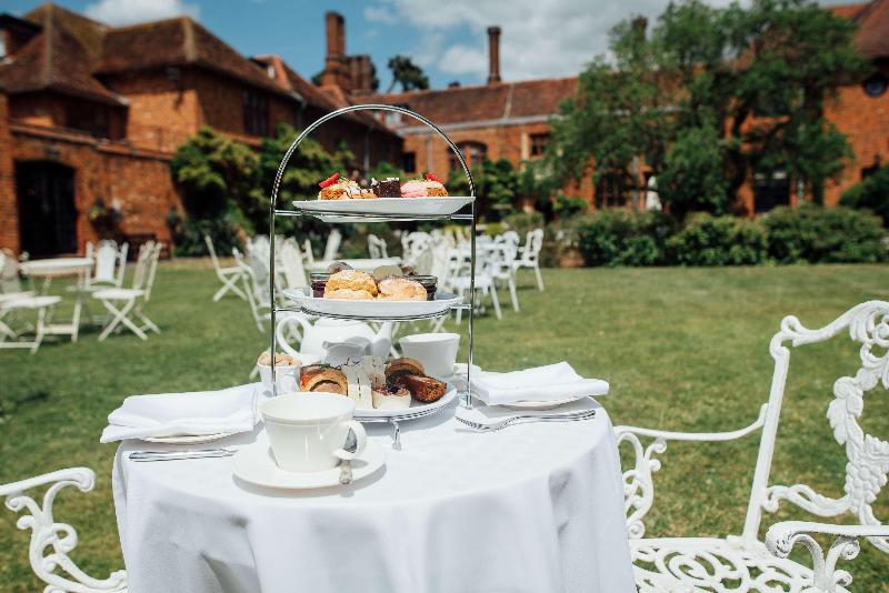 Seckford Hall Hotel & Restaurant - Genel