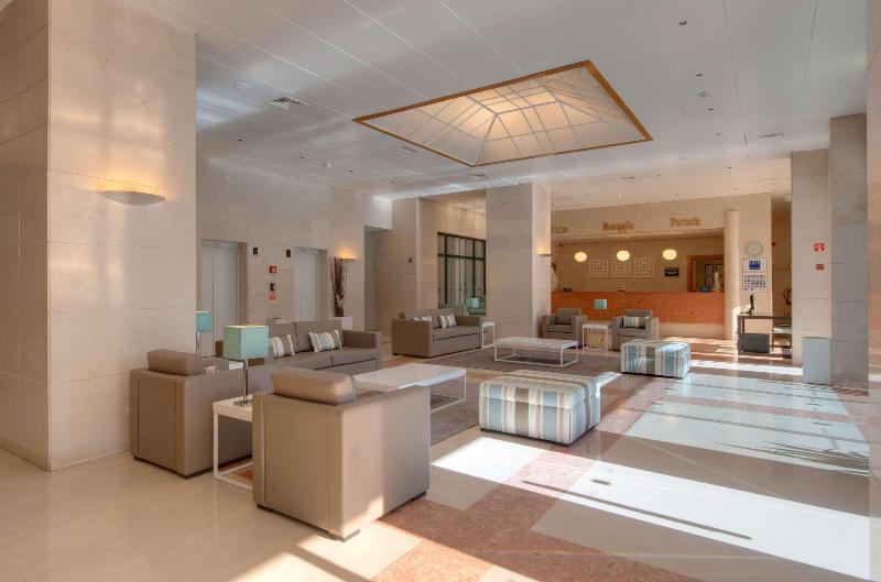 TRYP Montijo Parque Hotel - Lobi