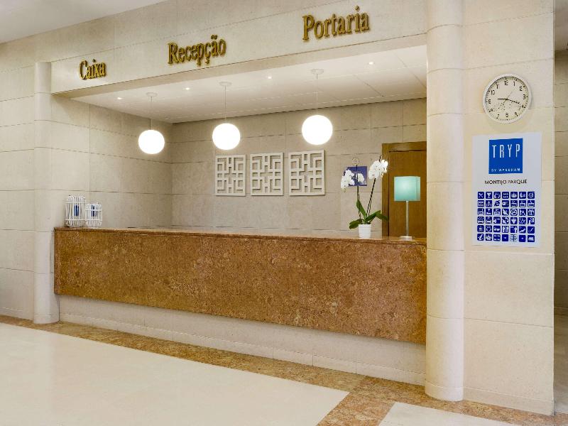 TRYP Montijo Parque Hotel - Lobi