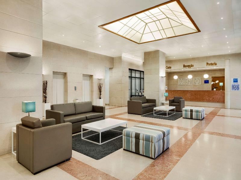 TRYP Montijo Parque Hotel - Lobi
