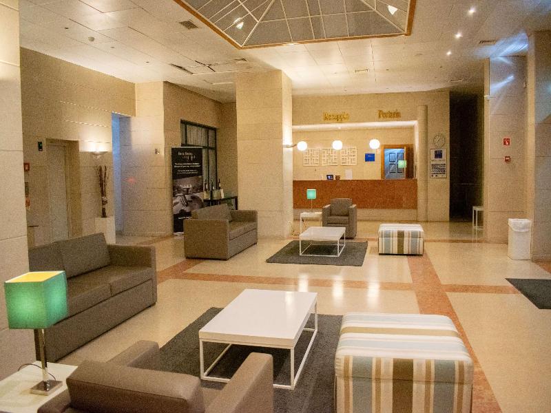 TRYP Montijo Parque Hotel - Lobi