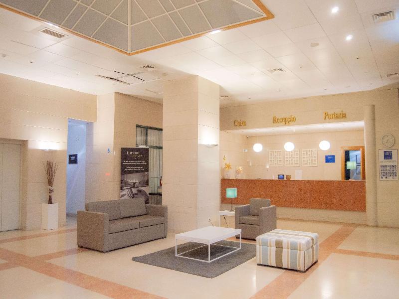 TRYP Montijo Parque Hotel - Lobi