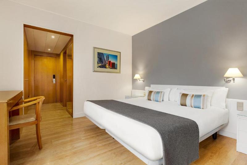 TRYP Montijo Parque Hotel - Oda