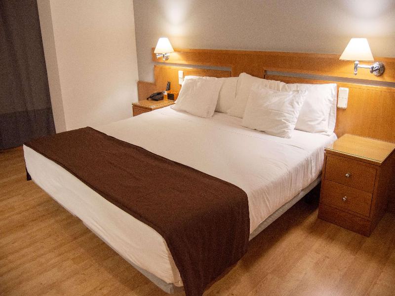 TRYP Montijo Parque Hotel - Oda