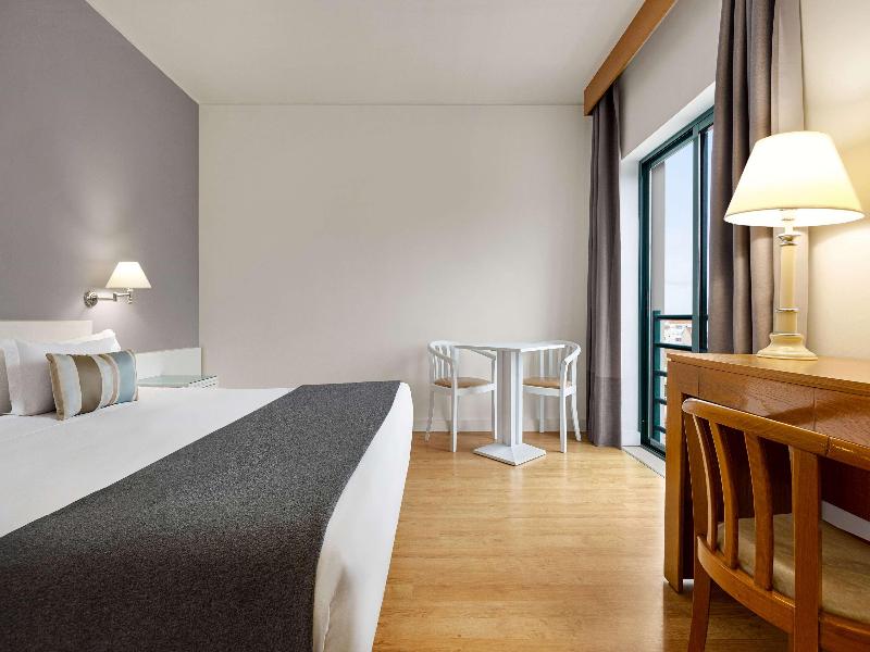TRYP Montijo Parque Hotel - Oda
