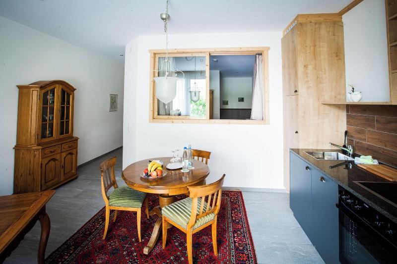 Carlton-Europe Vintage Adults Hotel - Oda