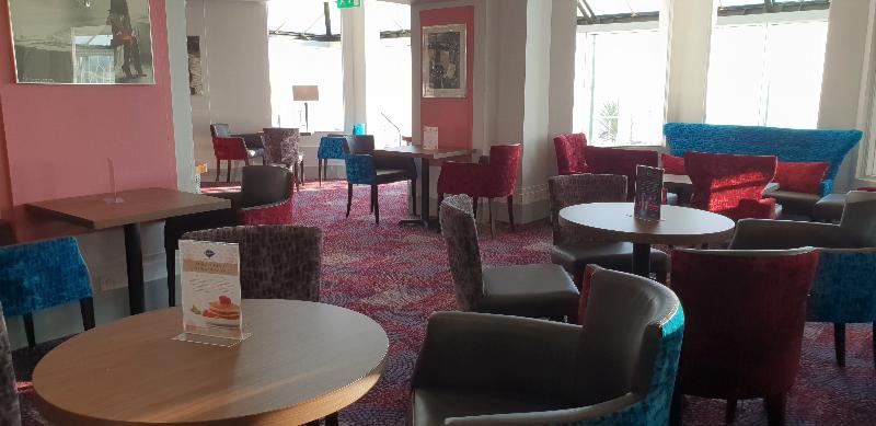 The Empress - Bar
