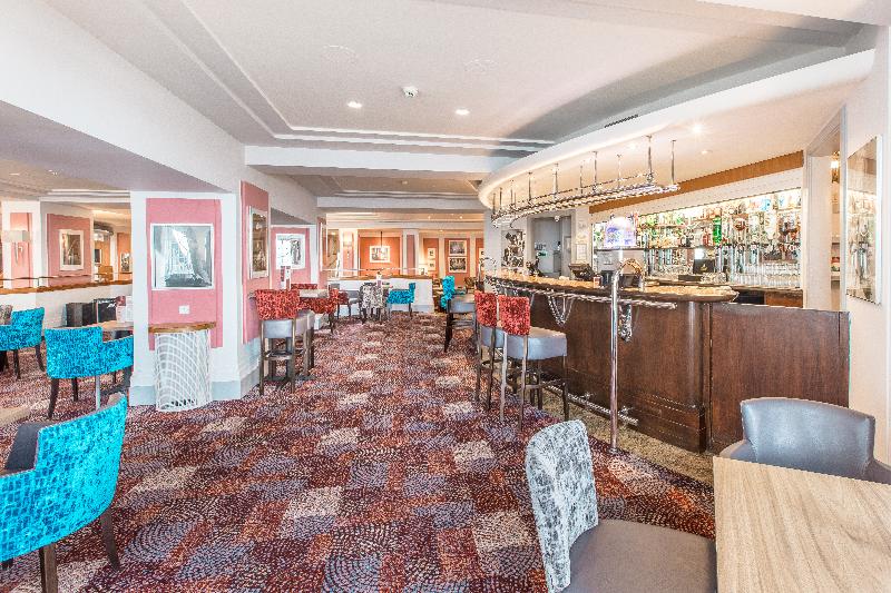 The Empress - Bar