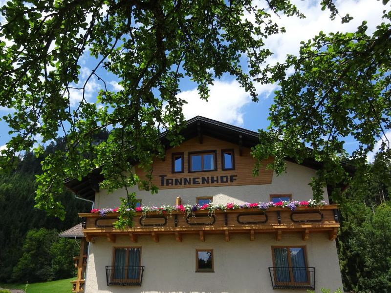 Der Tannenhof - Genel