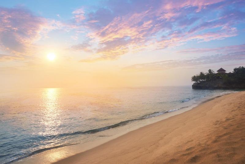 Patra Anyer Beach Resort - Genel