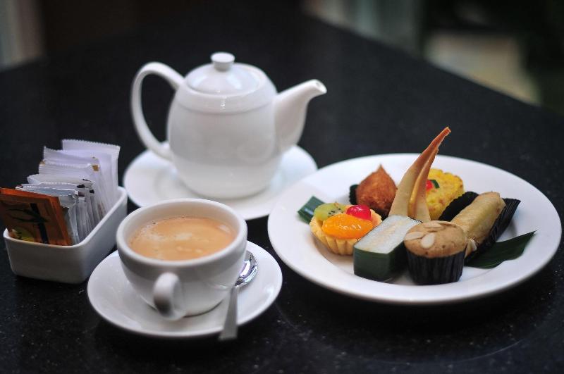 The Mirah Bogor Hotel - Bar