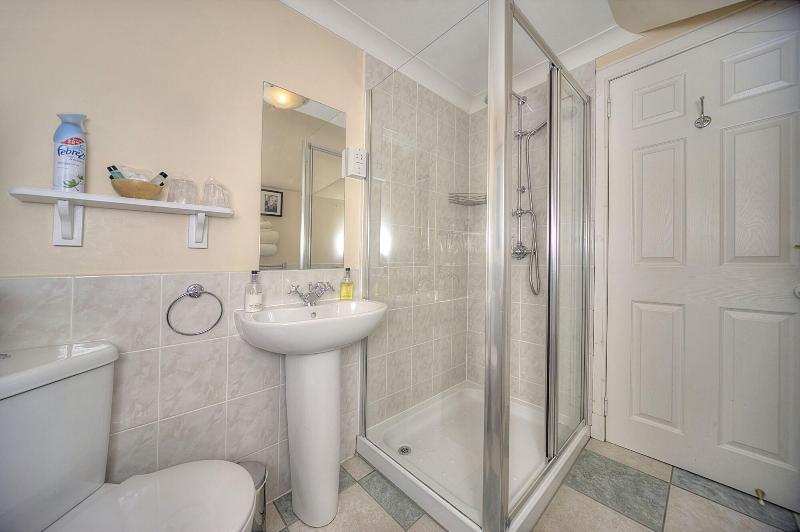 Knap Guest House - Oda
