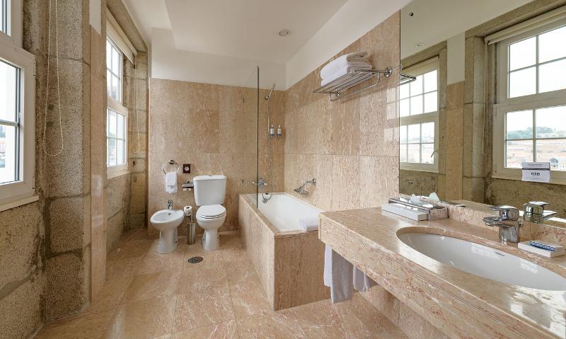 Pestana Vintage Porto-Hotel & World Heritage Site - Oda
