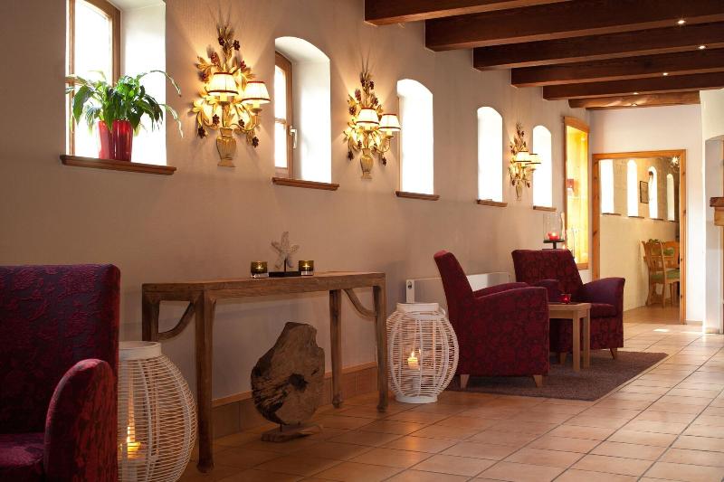 Tides Boutique Hotel - Lobi
