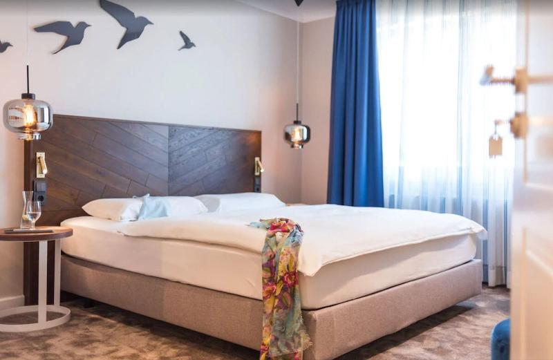 Tides Boutique Hotel - Oda
