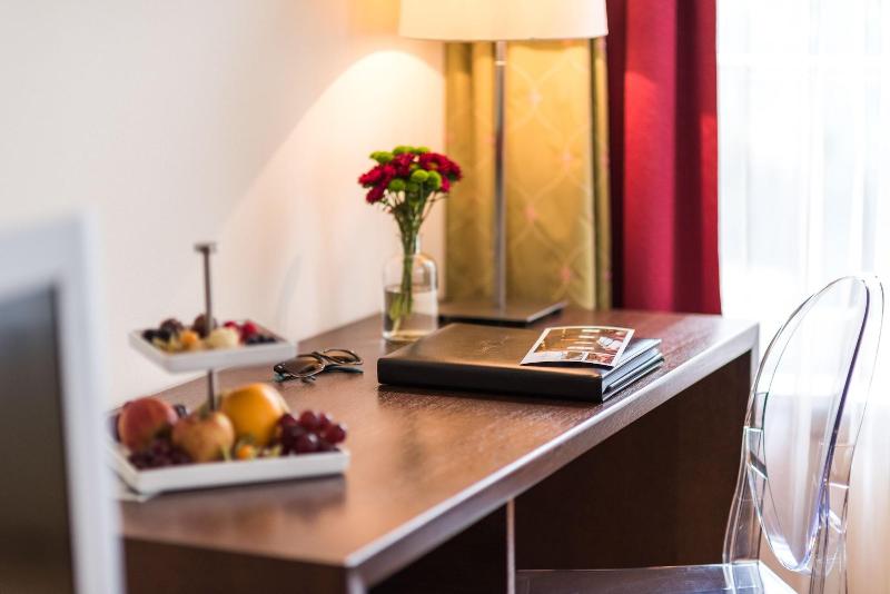 Tides Boutique Hotel - Oda