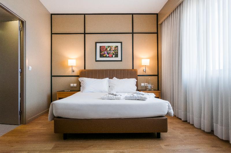 Portus Cale Hotel - Oda